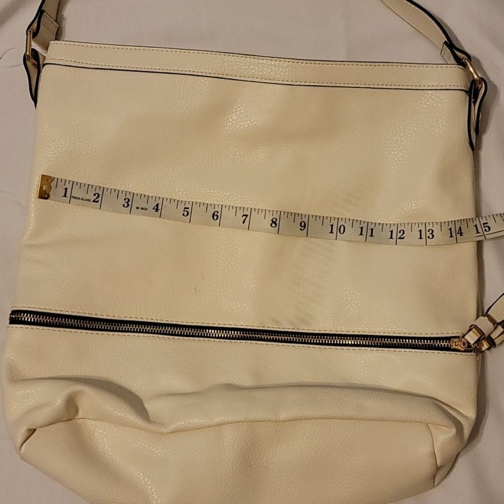 Neiman Marcus large tote‎ - Picture 7 of 12